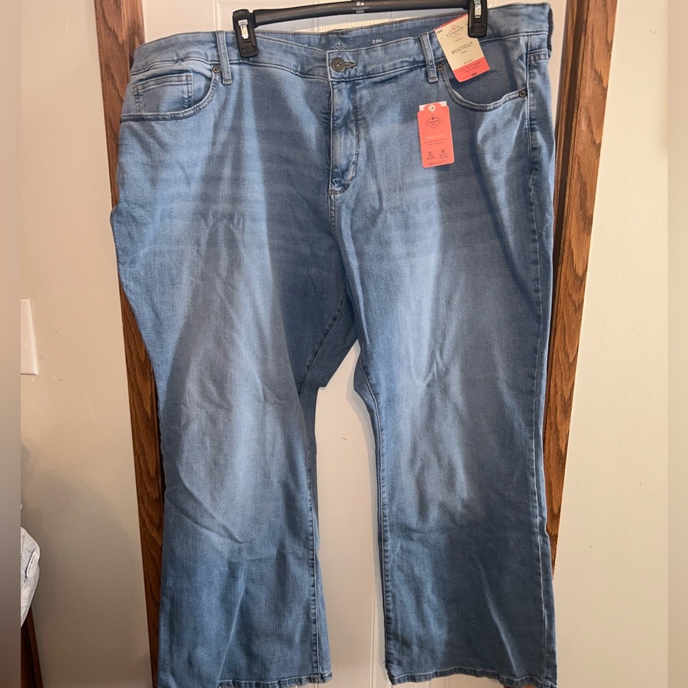 Women’s boot cut jeans